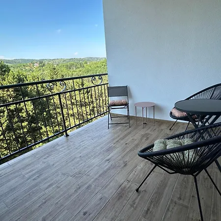 Apartamento 103 *